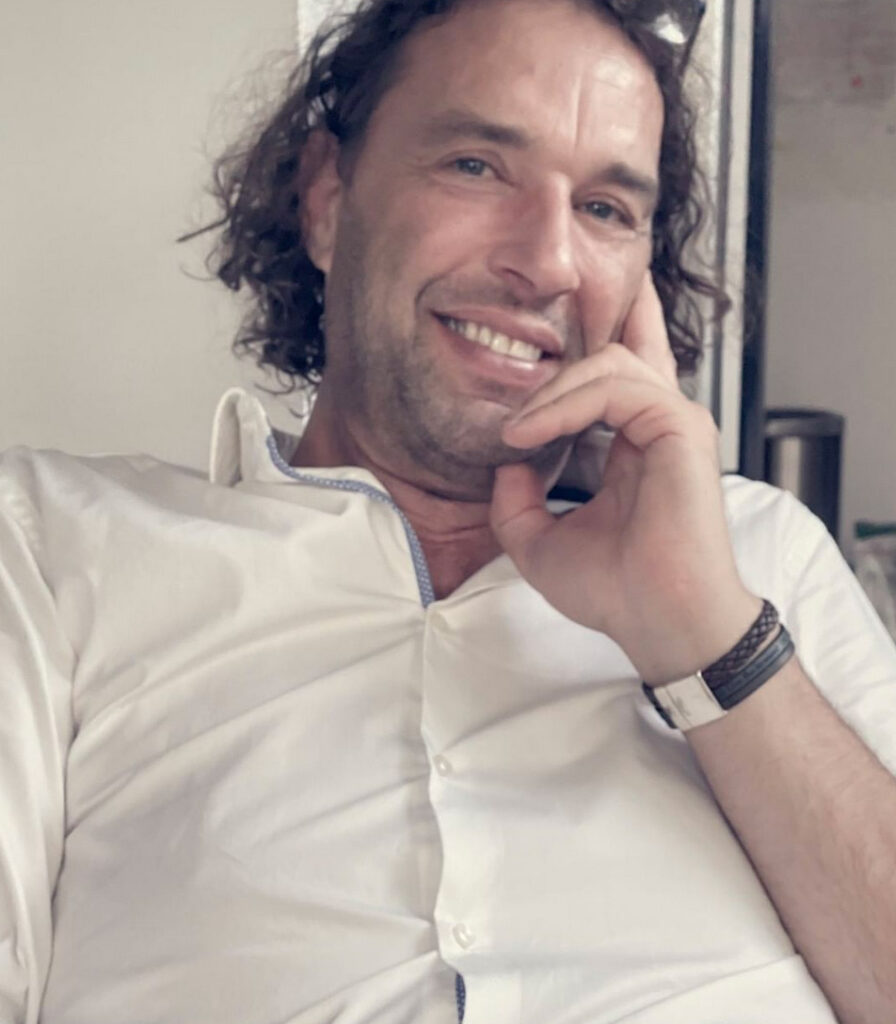 Gunther De Witte, zaakvoerder van Wi-homestyling in Stekene